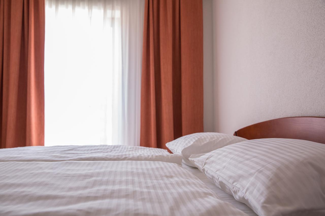 Hotel Knez Купрес Экстерьер фото