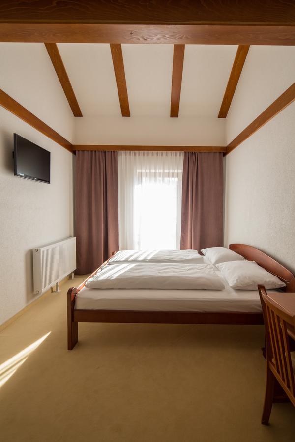 Hotel Knez Купрес Экстерьер фото